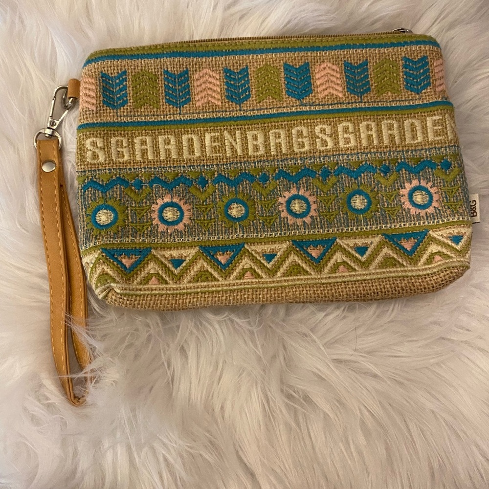 Arden B Green and Tan Patterned Wristlet
